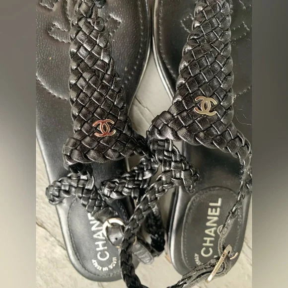 Like New! Authentic Chanel Braided CC Logo Leather  Thong Sandals Size EU 37 - Picture 7 of 16